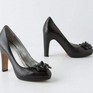 Anthropologie Miss Albright Gift-Trimmed Pumps
